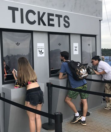 Foto extra de Controle de Acesso e Credenciamento Personalizado: Adidas no Lollapalooza