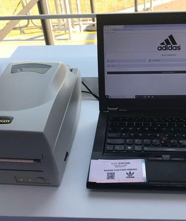 Foto extra de Controle de Acesso e Credenciamento Personalizado: Adidas no Lollapalooza