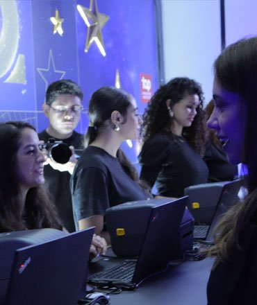Foto extra de Tecnologia e Elegância no Top Employers 2026: Check-in VIP com Impressão de Mesas